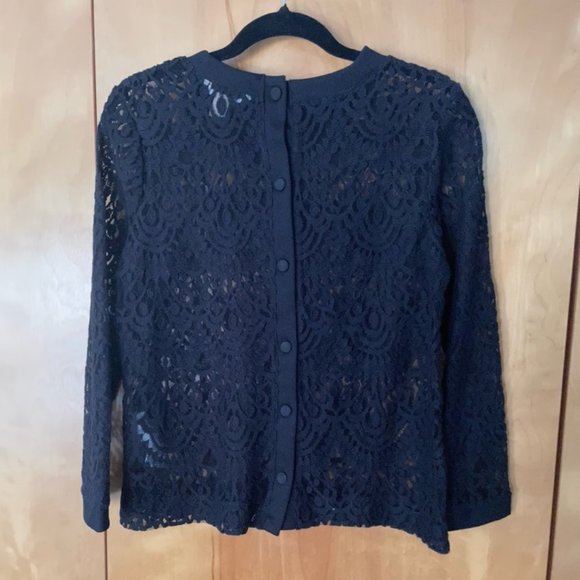 EUC Banana Republic Corded Lace Button Back Top - Picture 2 of 5